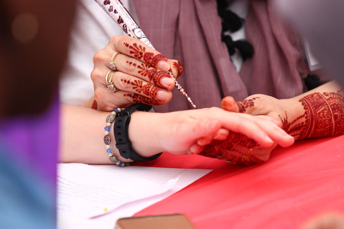 AlHudaIslamicCenterOpenHouse-Henna2-NicoleAdamson.jpg