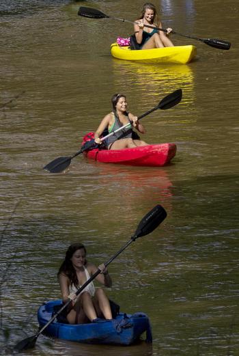 Swimming-Kayakers.jpg