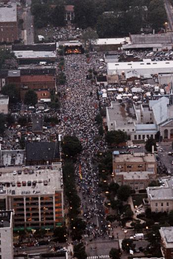 WidespreadPanicInTheStreets-Aerial-WingateDowns.jpg